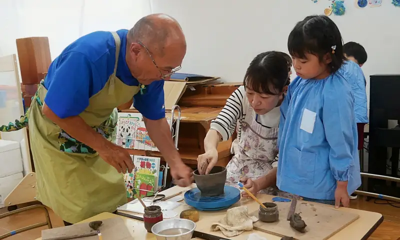 山陽学園こども園の親子陶芸教室